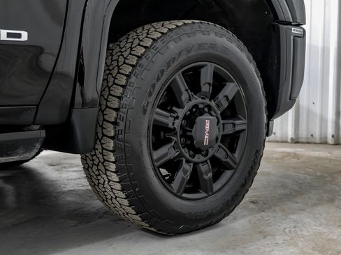 Used 2024 GMC Sierra 2500 AT4 w/ AT4 Premium Plus Package AWD/4WD image 59