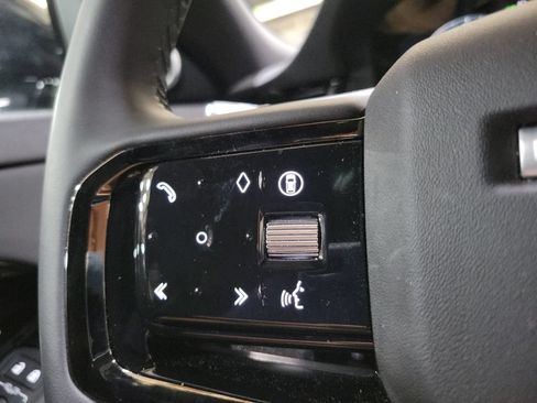 Used 2026 Land Rover Range Rover Evoque S AWD/4WD image 15