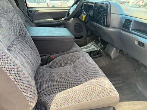 Used 1997 Dodge Ram 3500 Truck 4x4 Club Cab image 16