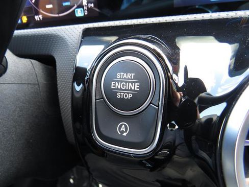 Used 2025 Mercedes-Benz CLA 250 4MATIC image 19