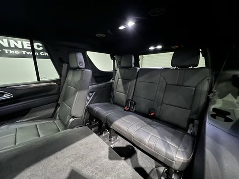 Used 2022 Chevrolet Tahoe RST image 32