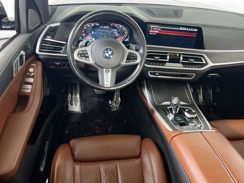 Used 2021 BMW X7 M50i AWD/4WD image 24