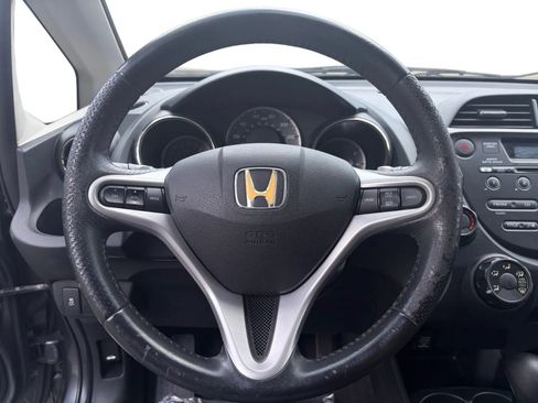 Used 2013 Honda Fit Sport image 11