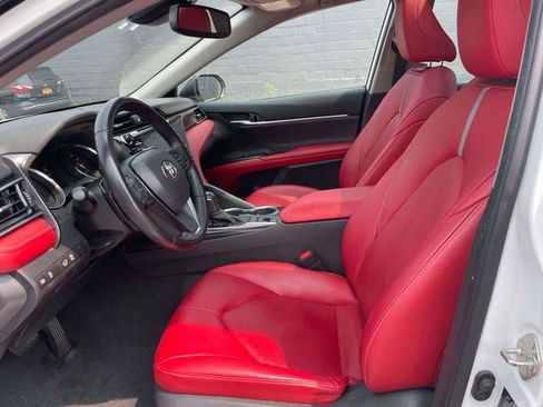 Used 2020 Toyota Camry XSE FWD image 16