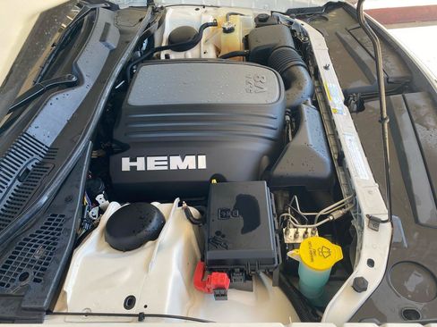 Used 2009 Dodge Challenger R/T RWD image 39