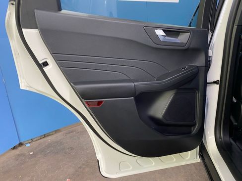 New 2026 Ford Escape ST-Line w/ Cold Weather Package image 33