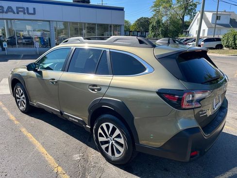 Certified 2024 Subaru Outback Premium AWD/4WD image 8
