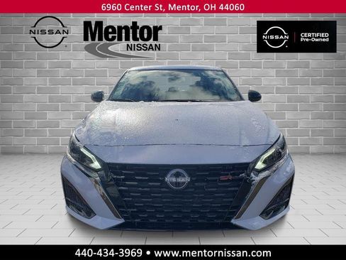 Certified 2025 Nissan Altima 2.5 SR w/ SR Premium Package image 2