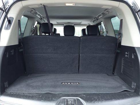 Used 2018 Nissan Armada SL w/ Moonroof Package RWD image 10