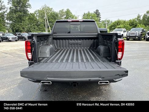 New 2025 GMC Sierra 1500 Elevation image 22