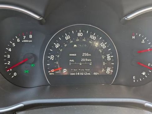 Used 2015 Kia Sorento SX image 3