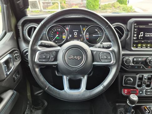 Used 2023 Jeep Wrangler Unlimited Rubicon 4xe w/ Cold Weather Group AWD/4WD image 11