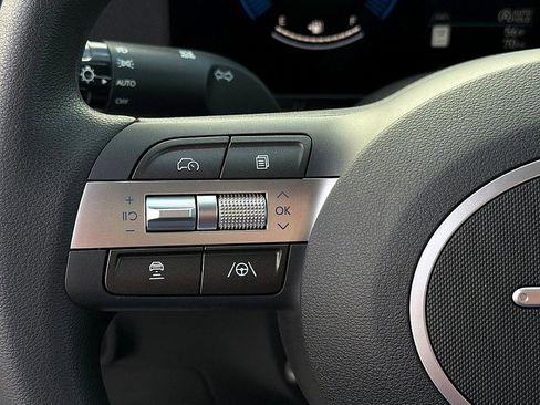 New 2026 Hyundai Kona SE image 12