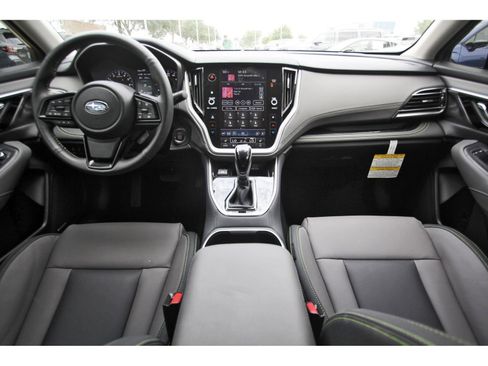Certified 2025 Subaru Outback Onyx Edition AWD/4WD image 9