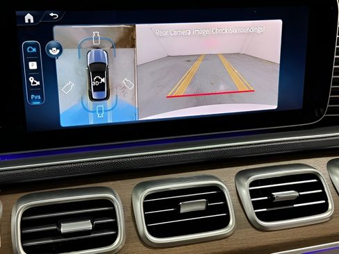 Certified 2025 Mercedes-Benz GLE 450 4MATIC image 37