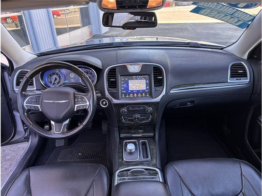 Used 2016 Chrysler 300 C RWD image 13