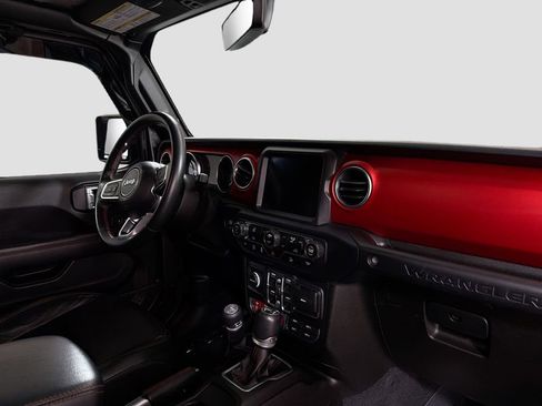 Used 2019 Jeep Wrangler Unlimited Rubicon AWD/4WD image 30