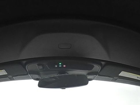Used 2020 Chevrolet Camaro LT RWD image 26