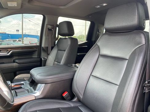 Used 2024 GMC Sierra 1500 Elevation w/ Elevation Premium Package AWD/4WD image 10