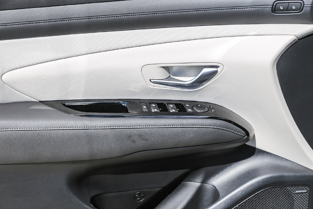 New 2026 Hyundai Tucson Limited FWD image 22