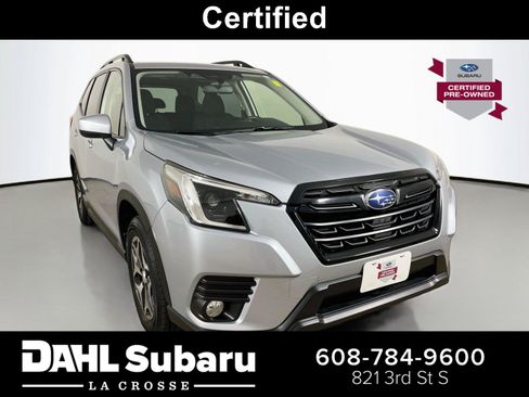 Used 2022 Subaru Forester Premium AWD/4WD image 1