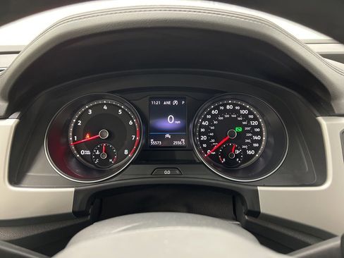 Used 2021 Volkswagen Atlas SE image 21