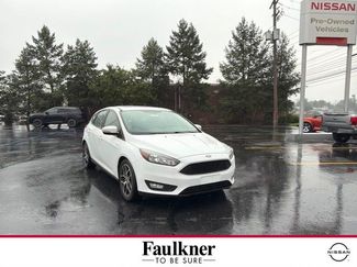 Used 2017 Ford Focus SEL FWD video 1