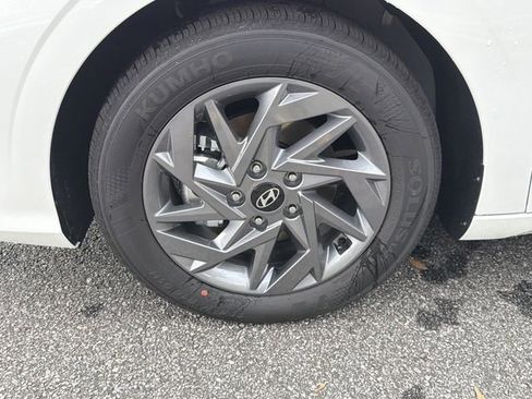 New 2026 Hyundai Elantra Blue image 11