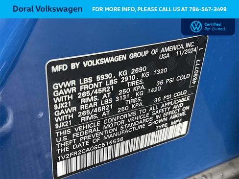 Certified 2025 Volkswagen Atlas SEL Premium R-Line image 29