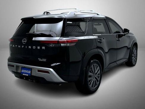 Certified 2025 Nissan Pathfinder SL w/ SL Premium Package AWD/4WD image 5