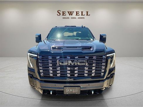New 2026 GMC Sierra 2500 Denali Ultimate image 8