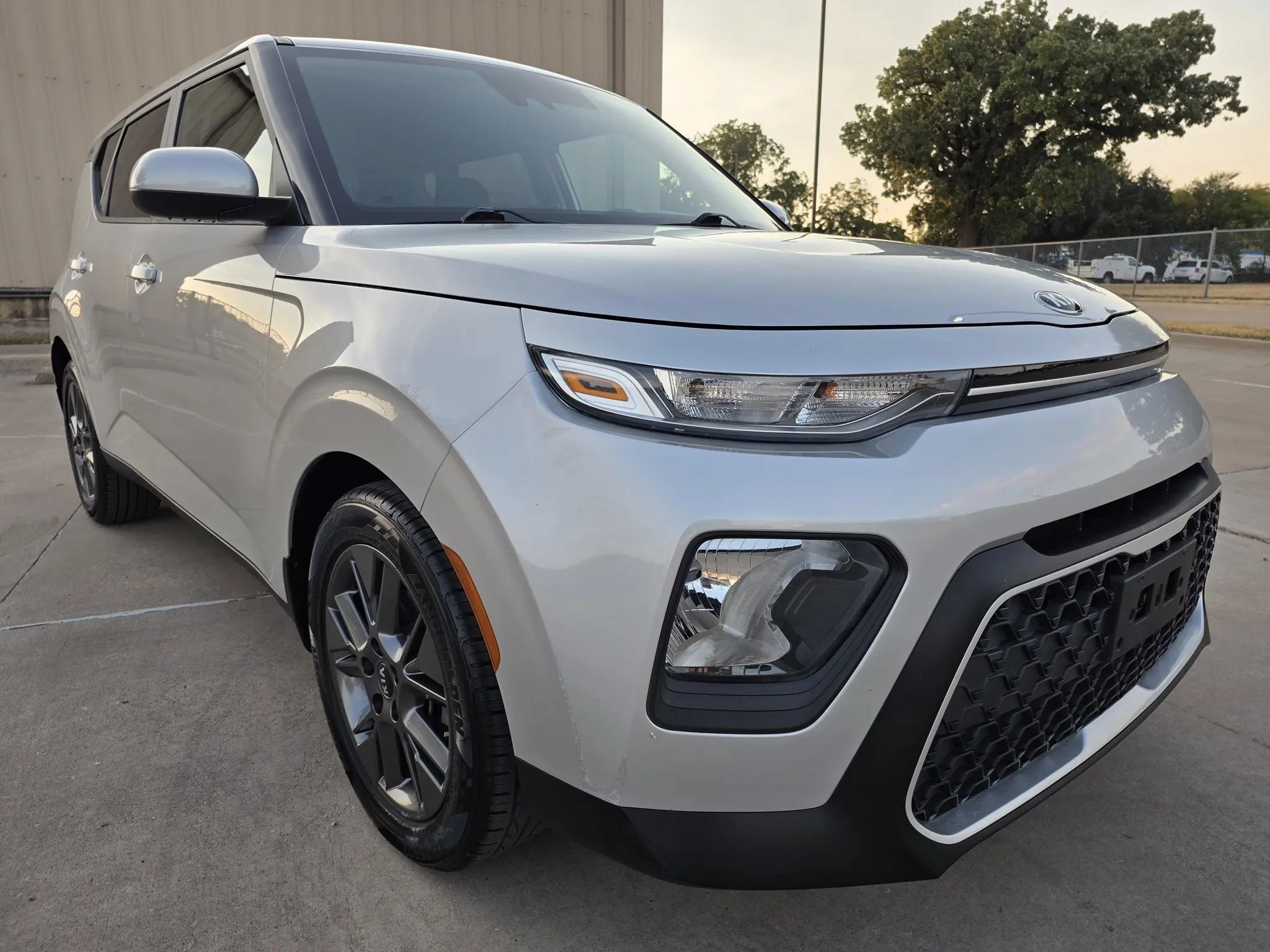 Used 2021 Kia Soul S FWD image 4
