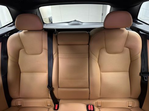 Used 2019 Volvo XC60 T5 Inscription w/ Protection Package image 31