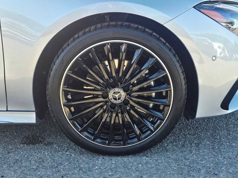 New 2026 Mercedes-Benz CLA 250 4MATIC image 9