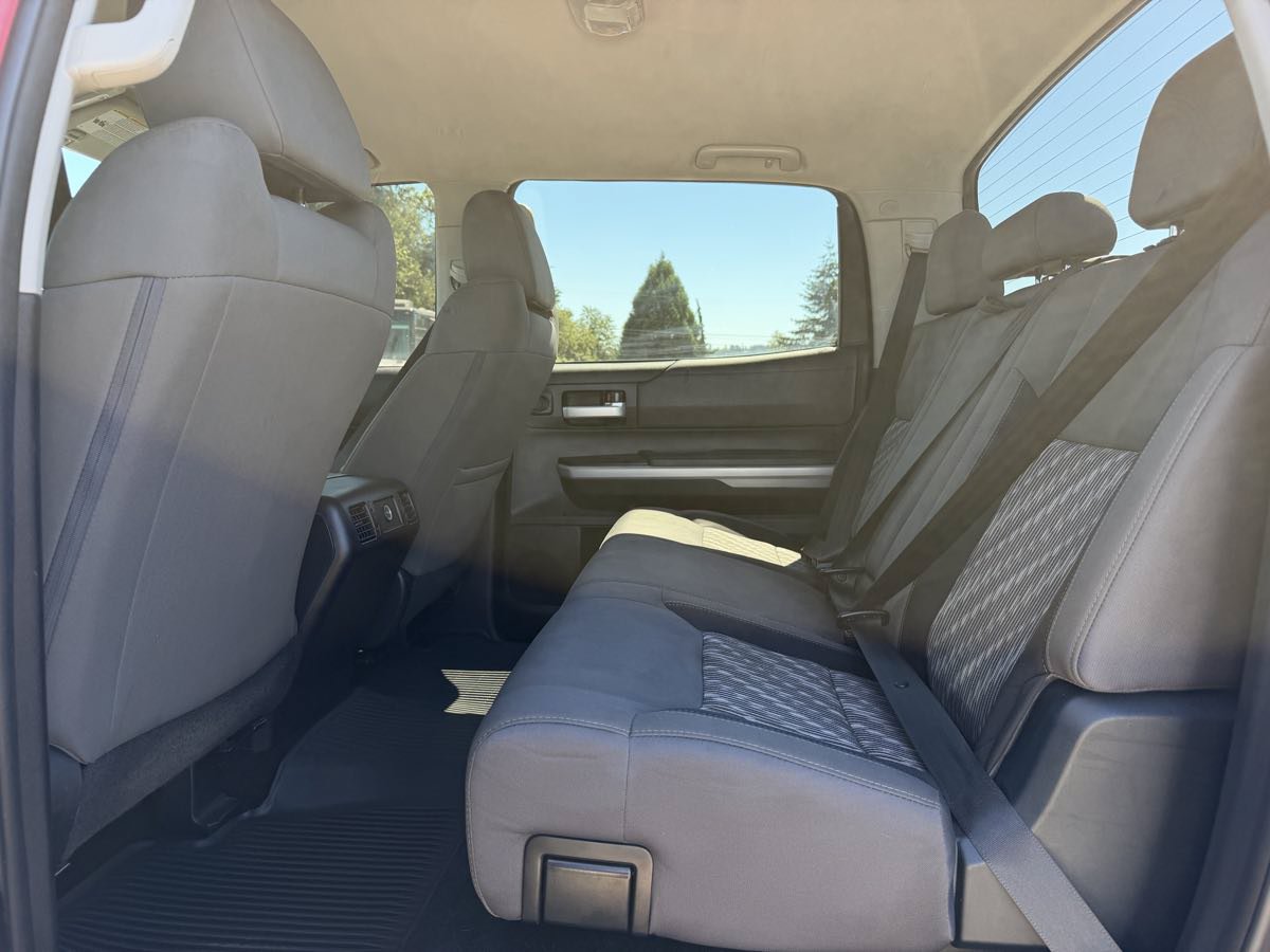 Used 2018 Toyota Tundra SR5 w/ SR5 Upgrade Package RWD image 11