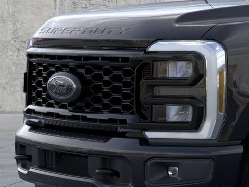 New 2026 Ford F350 Lariat w/ Black Appearance Package AWD/4WD image 17