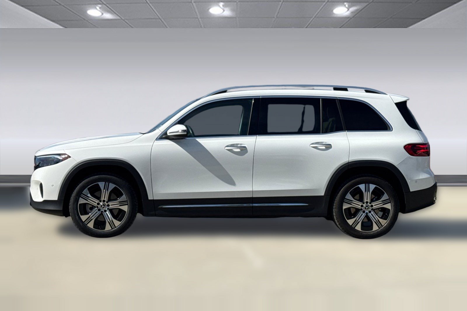 Certified 2024 Mercedes-Benz EQB 250+ image 2