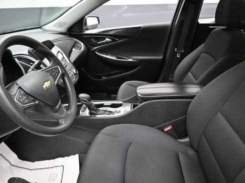 Used 2024 Chevrolet Malibu LT FWD image 16