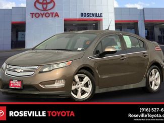 Used 2014 Chevrolet Volt Premium w/ Premium Trim Package FWD video 1