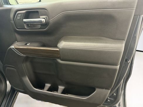 Used 2022 Chevrolet Silverado 1500 LT AWD/4WD image 33