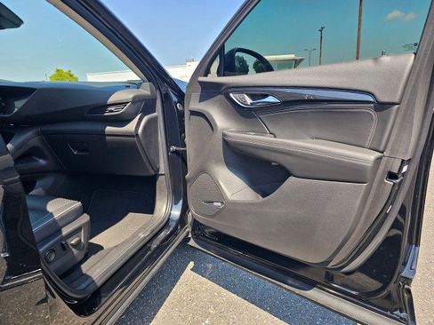Used 2021 Buick Envision Essence w/ Technology Package I AWD/4WD image 12