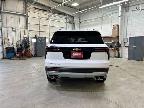 New 2026 Chevrolet Traverse LT image 4