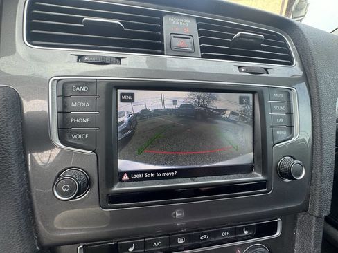 Used 2017 Volkswagen Golf Alltrack SE AWD/4WD image 32