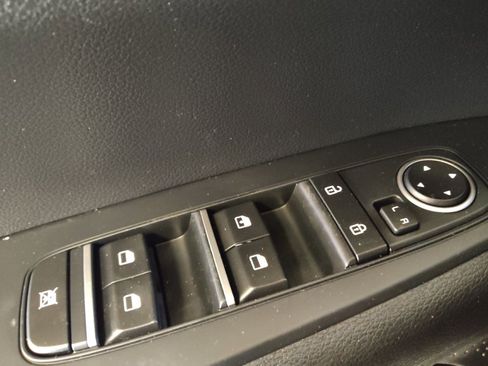 Used 2021 Kia Forte FE image 27