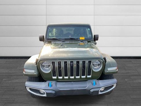 Used 2022 Jeep Wrangler Unlimited Sahara AWD/4WD image 6