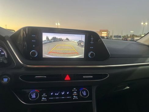 Used 2021 Hyundai Sonata SEL image 15