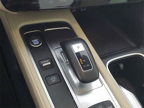 Used 2024 INFINITI QX60 Luxe w/ Performance Audio Package image 27