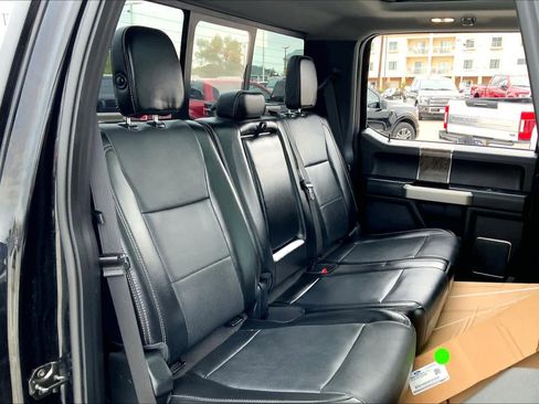 Used 2017 Ford F350 Lariat w/ Lariat Ultimate Package image 19