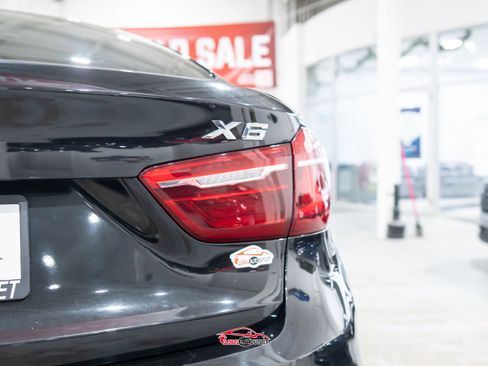 Used 2019 BMW X6 xDrive50i w/ M Sport Package AWD/4WD image 56