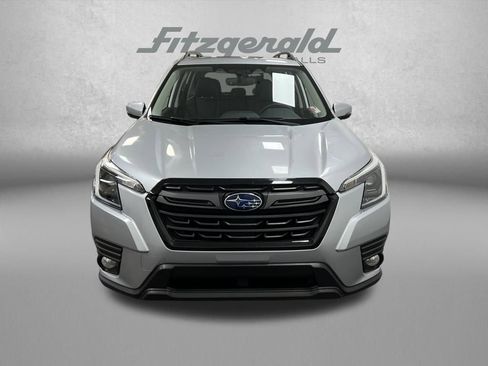 Used 2023 Subaru Forester Limited image 9